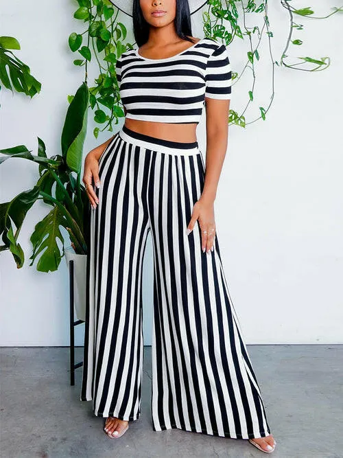 2 Pieces Sets Stripe Printed Short Sleeve T-shirt & Wide Leg Pants