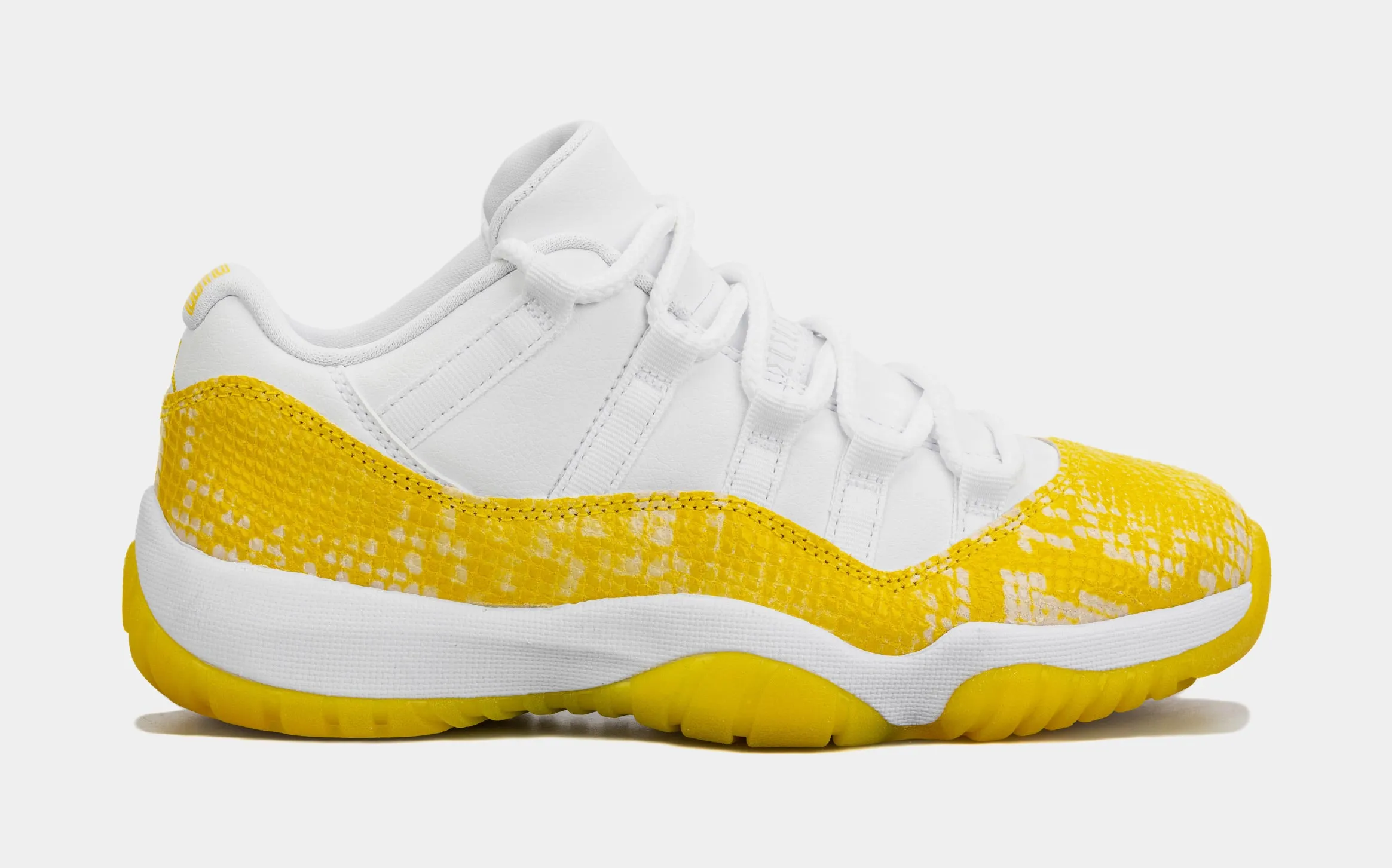 Air Jordan 11 Retro Low Yellow Snakeskin Womens Lifestyle Shoes (Yellow/White)