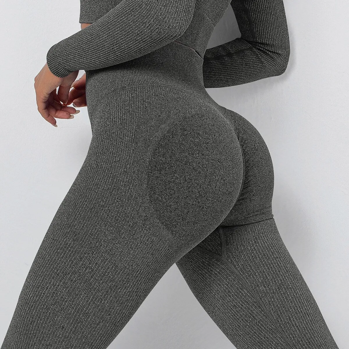 European and American new yoga pants Peach Hip Sweat-absorbent Breathable women elastic fitness leggings Gym Sports Wear